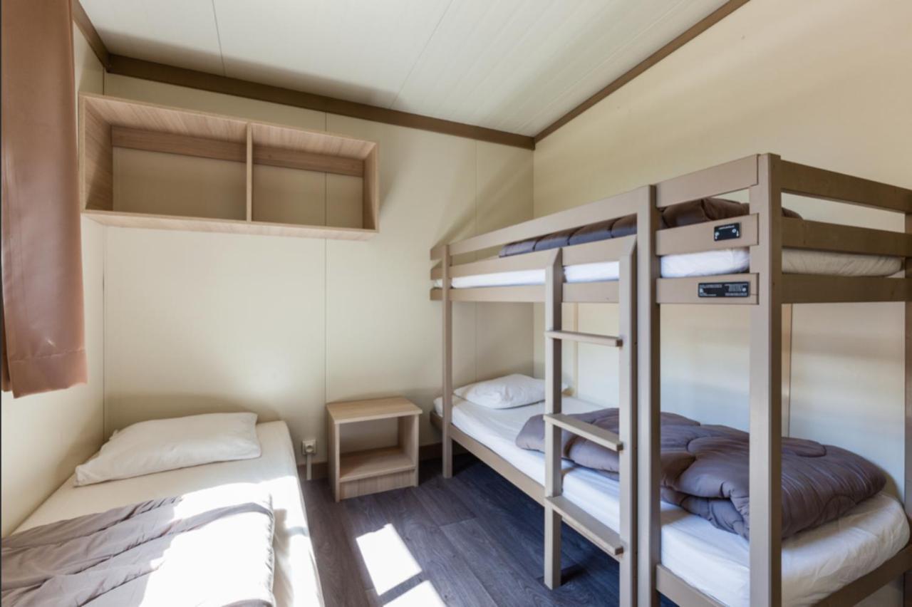 Two-Bedroom Bungalow,1544015209:JPEG